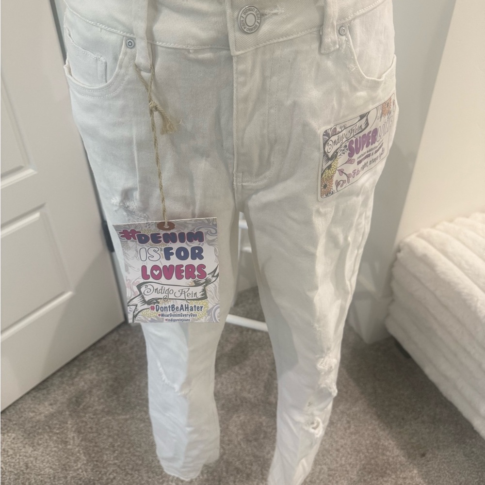 Indigo Rein White Ankle Jeans